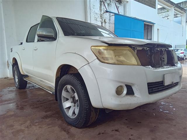 TOYOTA HILUX CD4X2 SR 2.7 ANO 2015/2015